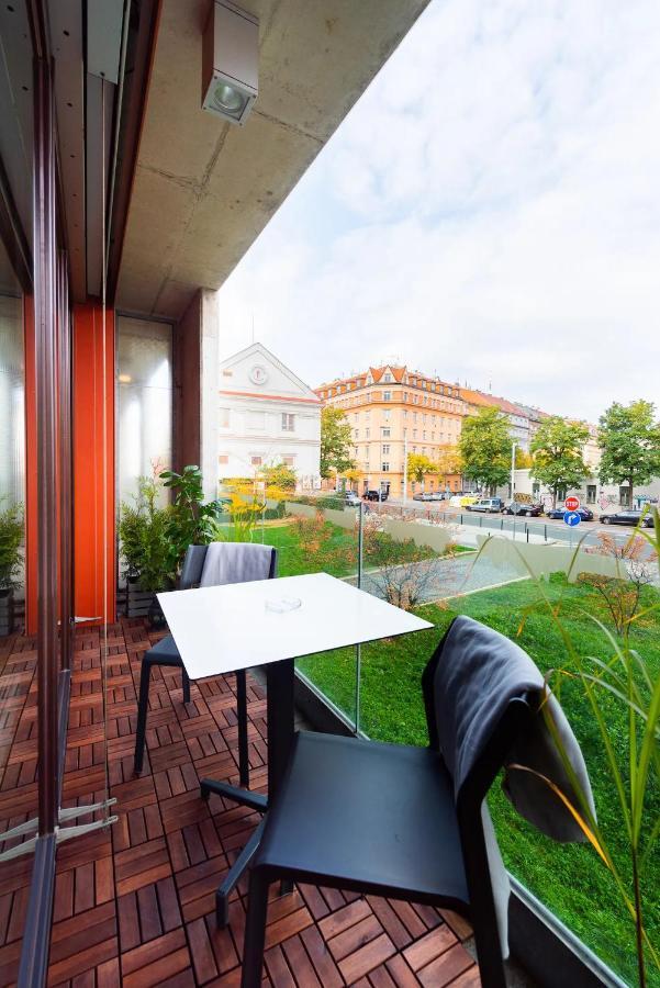 Apartment W/ Free Garage Parking Prague Luaran gambar